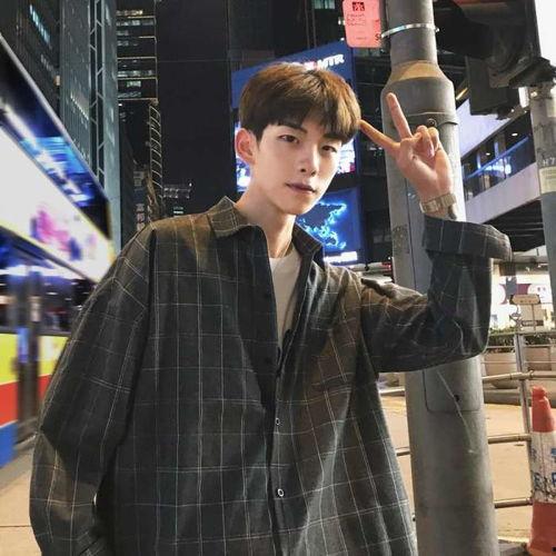 明星网红真人头像男,揭秘当红男星网红的真人头像风采